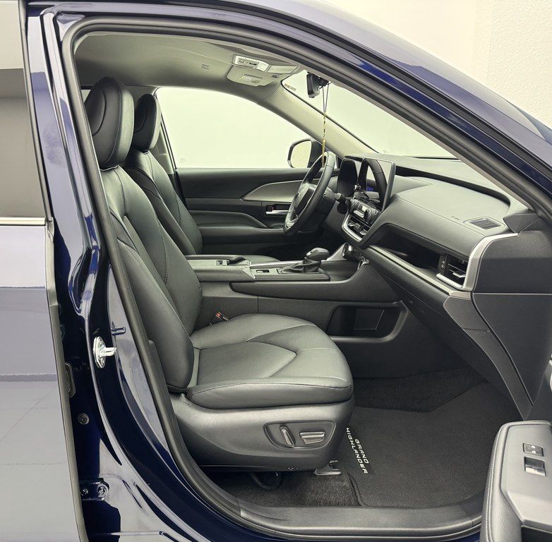 Toyota Grand Highlander, 2.4 L, 2024 il, 25 000 km — Avtomobillər, Bakı (11)