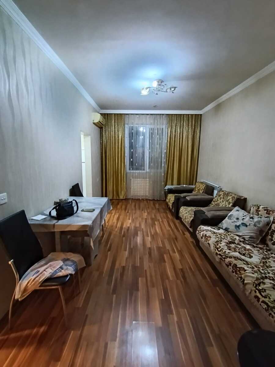 İcarəyə verilir 2 otaqlı köhnə tikili 55 m² — Mənzil, Bakı