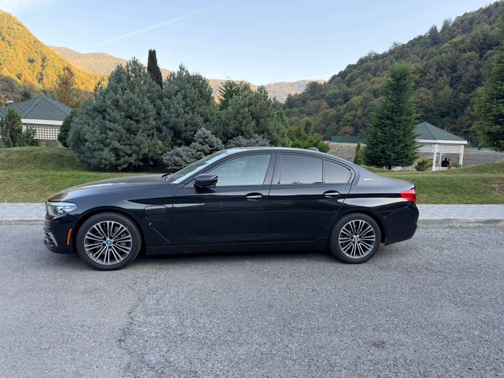 BMW 530e, 2.0 L, 12 kWh, 2018 il, 180 000 km — Avtomobillər, Bakı (5)