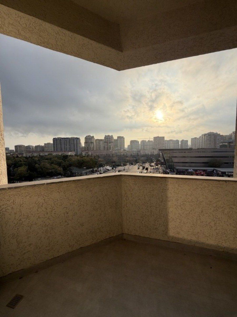 Satılır 3 otaqlı yeni tikili 130 m² — Mənzil, Bakı (3)