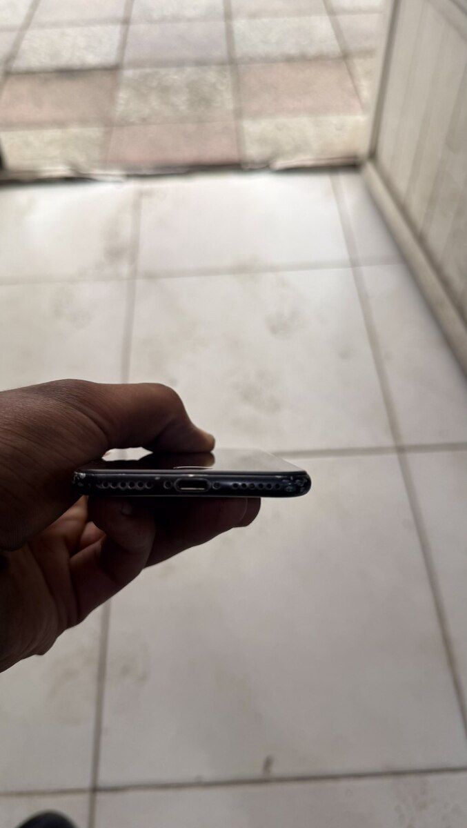 Apple iPhone 7 Jet Black 32GB — Smartfonlar, Bakı (8)