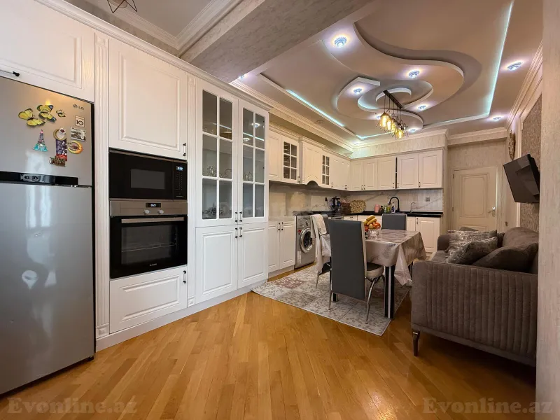 Satılır 3 otaqlı Mənzil Yeni tikili 161 m² Bakı, Xətai r., Əhmədli m — Mənzil, Bakı (8)