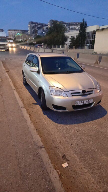 Toyota Corolla, 1.4 L, 2005 il, 362 747 km — Bakı