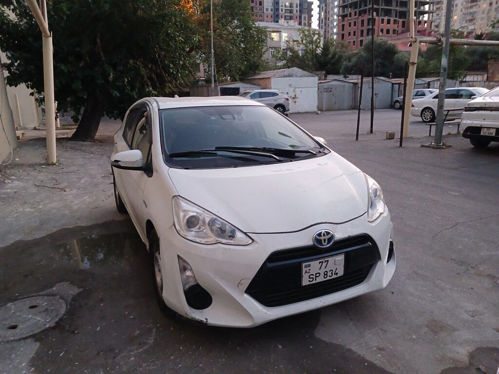 Toyota Aqua, 1.5 L, 0.9 kWh, 2016 il, 235 000 km 77-SP-834 — Avtomobillər, Bakı