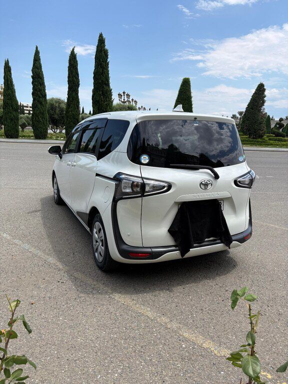 Toyota Sienta, 1.5 L, 2020 il, 87 000 km — Avtomobillər, Gəncə (11)
