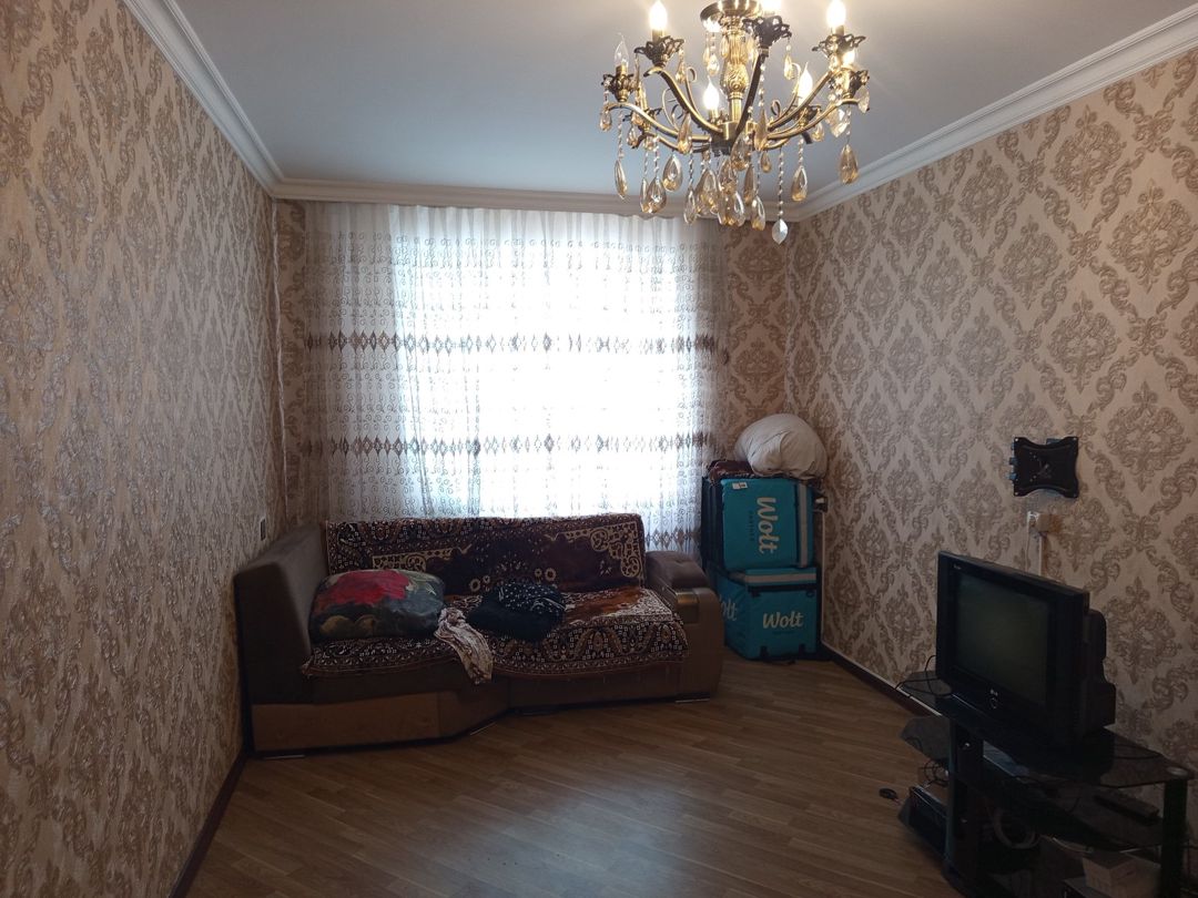 Satılır 2 otaqlı köhnə tikili 52 m² — Mənzil, Bakı (2)