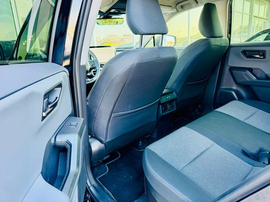 Toyota RAV4, 2.5 L, 1.6 kWh, 2026 il, 2 000 km — Avtomobillər, Bakı (12)