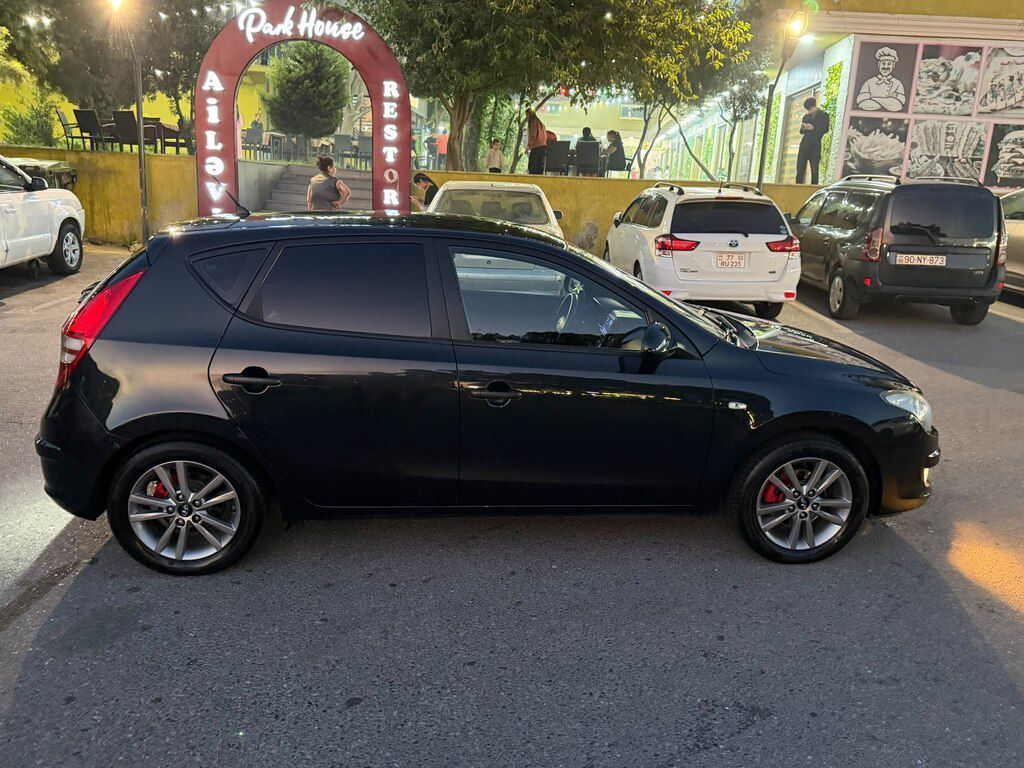 Hyundai i30, 1.4 L, 2009 il, 260 000 km 77-FS-316 — Avtomobillər, Bakı (9)