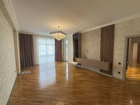 Satılır 2 otaqlı yeni tikili 85 m² — Bakı