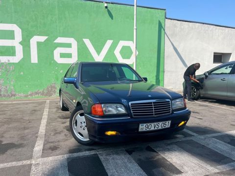 Mercedes C 240, 2.4 L, 1997 il, 275 000 km — Bakı