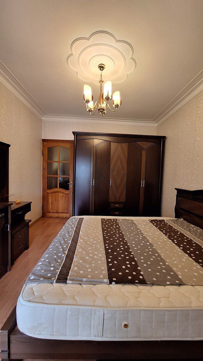 Satılır 3 otaqlı köhnə tikili 90 m² — Mənzil, Bakı (8)