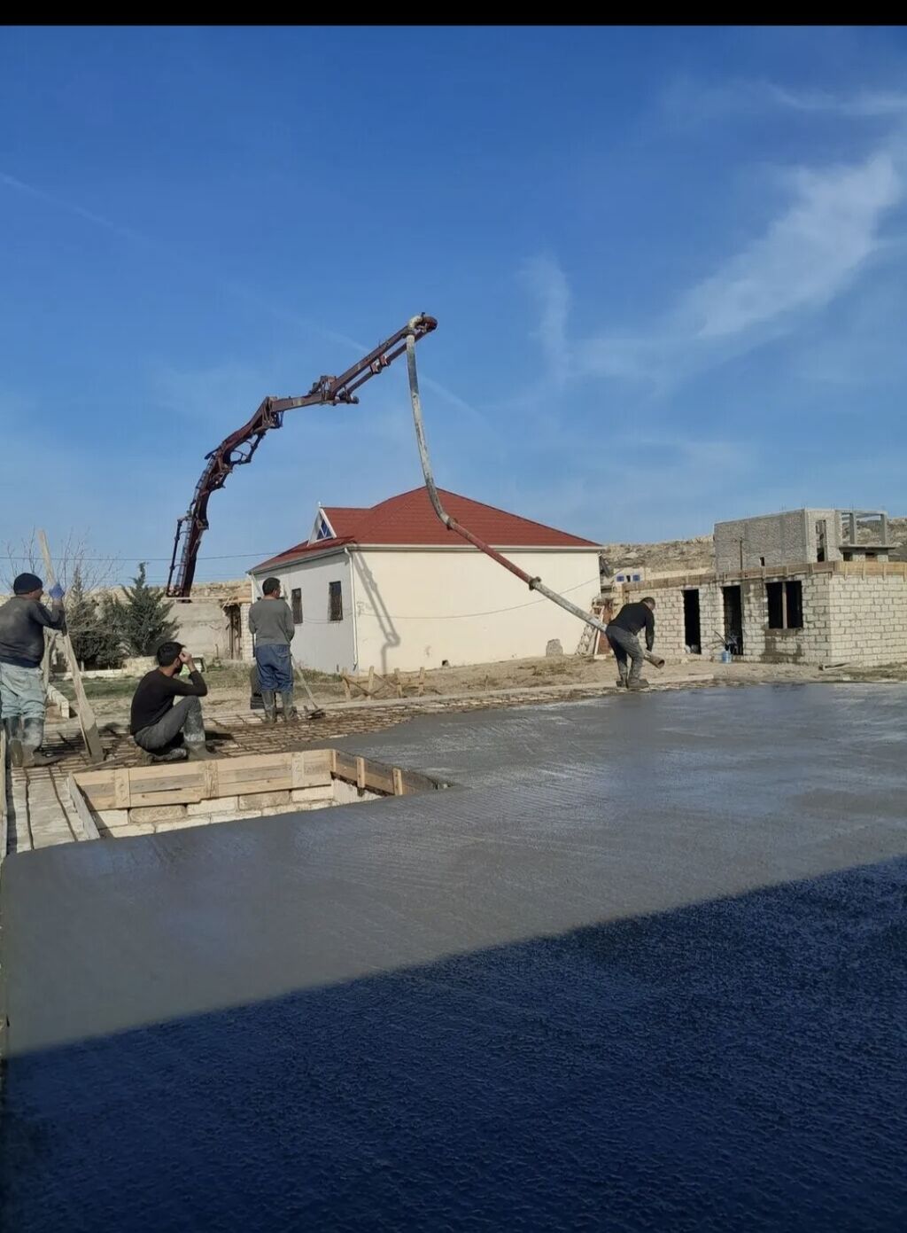 Xüsusi beton istehsalı və yerində tökmə xidməti - Müxtəlif markalarda — Tikinti xidmətləri, Digah (2)