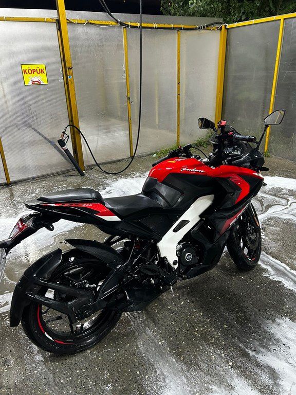Bajaj Pulsar RS 200, 200 sm3, 2022 il, 21 000 km — Motosikletlər, Bakı (5)