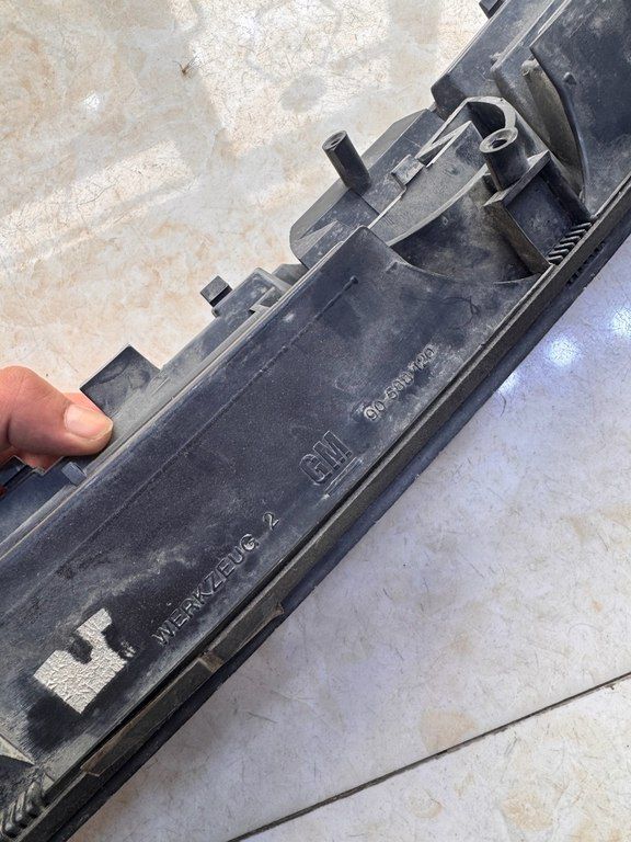 "Opel Astra" radiator barmaqlığı — Ehtiyat hissələri və aksesuarlar, Xırdalan (4)
