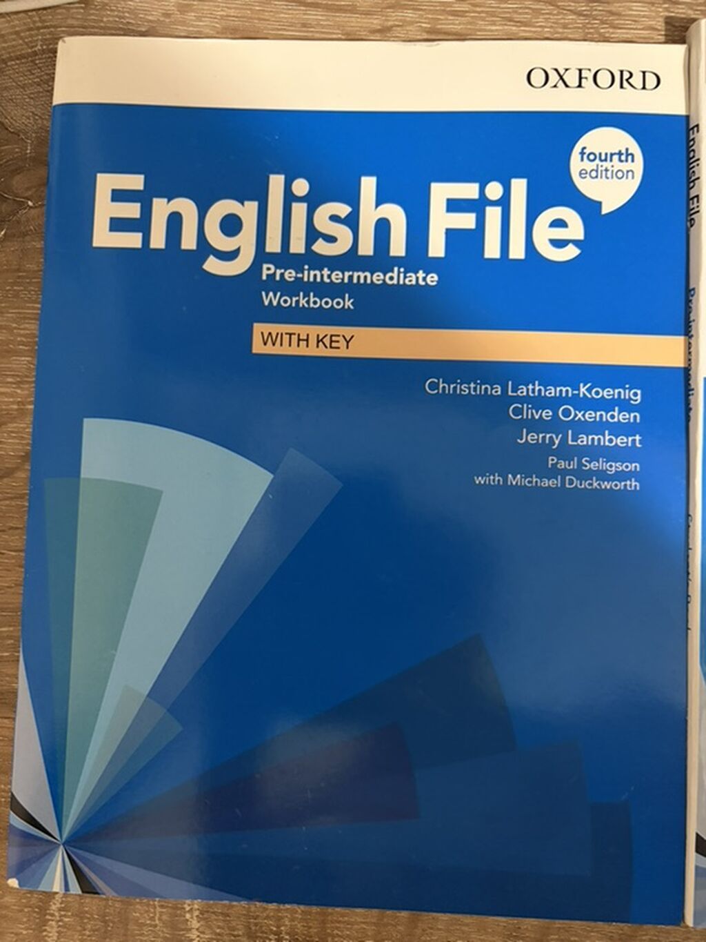 Məhsul: English File (Fourth Edition) – Pre-intermediate səviyyəsi — Kitablar, Bakı (2)
