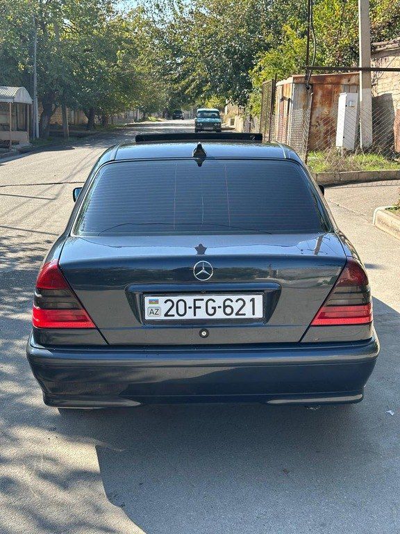 Mercedes C 180, 1.8 L, 1998 il, 266 500 km 20-FG-621 — Avtomobillər, Gəncə (2)