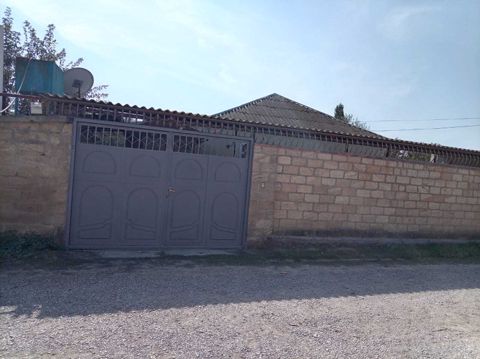 Satılır 4 otaqlı həyət evi/bağ evi 130 m² — Xaçmaz