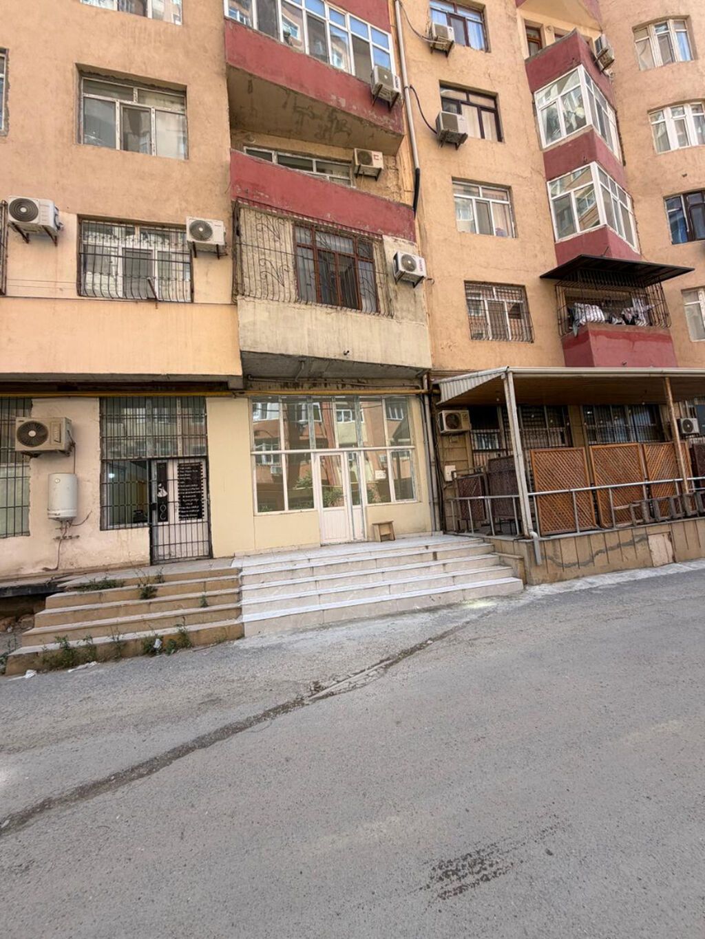 Sərfəli Obyekt Satılır Yerləşmə: Xırdalanın tam — Əmlak, Xırdalan (5)