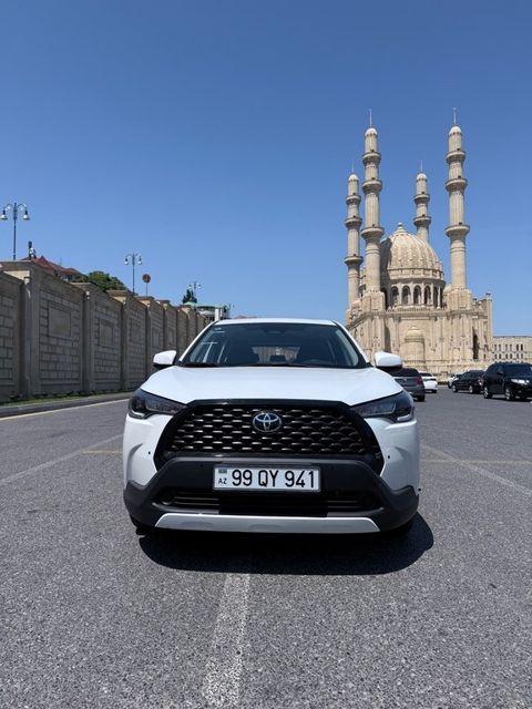 Toyota Corolla Cross, 2.0 L, 1.31 kWh, 2025 il, yeni — Bakı