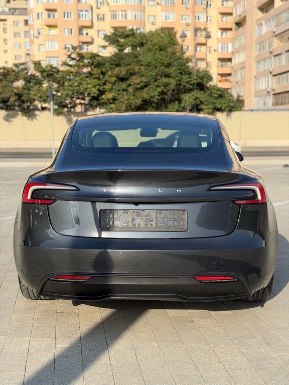 Tesla Model 3, 60 kWh, 2024 il, 15 000 km 77-TU-454 — Avtomobillər, Bakı (7)