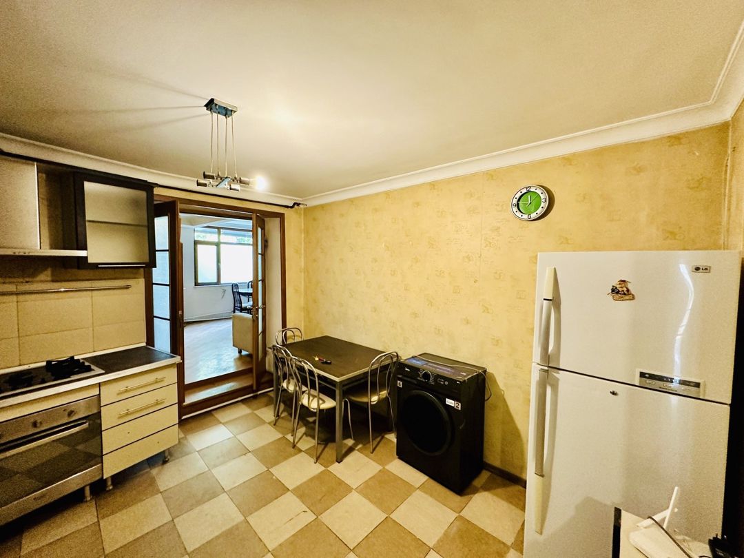 Satılır 3 otaqlı köhnə tikili 100 m² — Mənzil, Bakı (8)