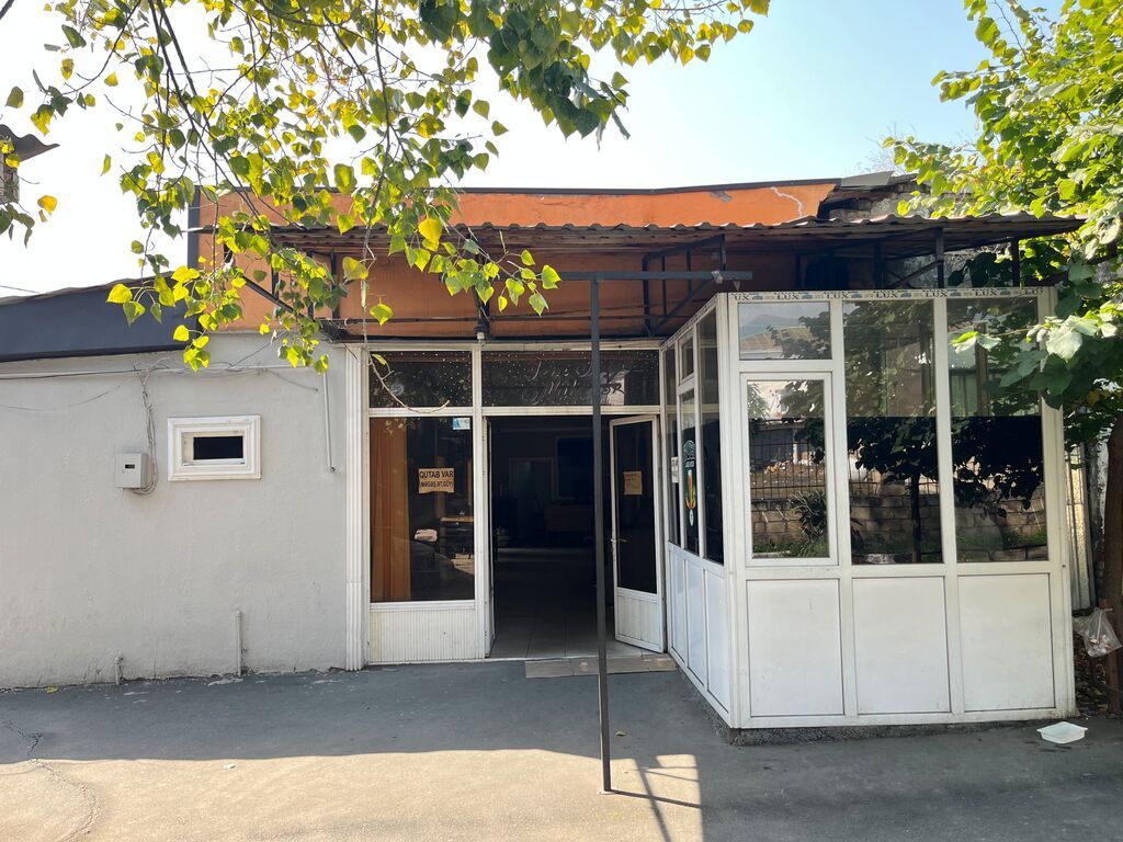 Zaqatala şəhərinin mərkəzində köhnə avtovağzal erazisi 100kvm de kafe — Əmlak, Zaqatala (2)