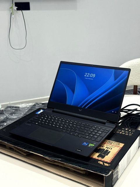HP Victus 13700H — Bakı