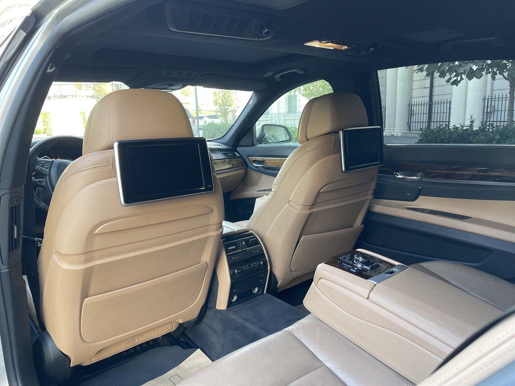 BMW 740, 3.0 L, 2014 il, 138 000 km — Avtomobillər, Bakı (9)