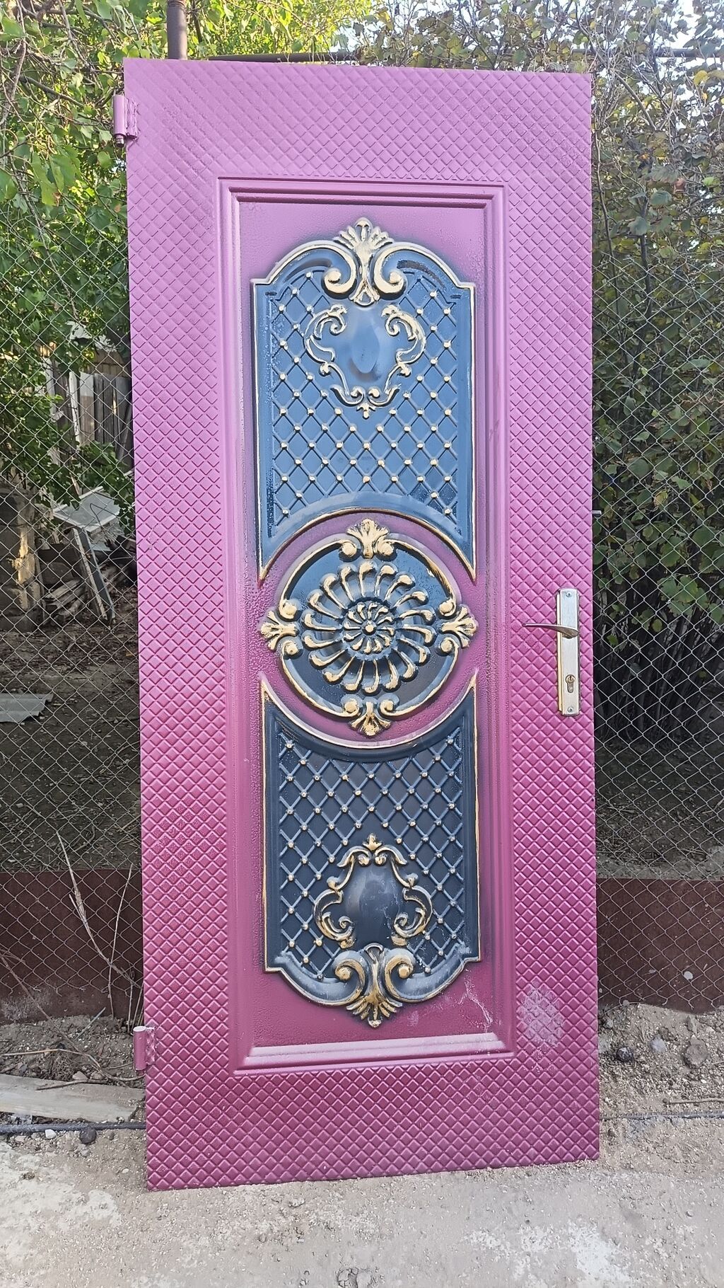 Metal qapı – dekorativ naxışlı, çərçivə ilə birlikdə - Material: tam — Pəncərələr, qapılar, balkonlar, Bakı (2)