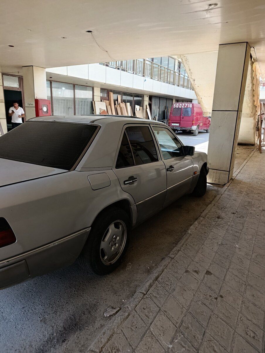 Mercedes E 250, 1991 il — Avtomobillər, Xırdalan (4)