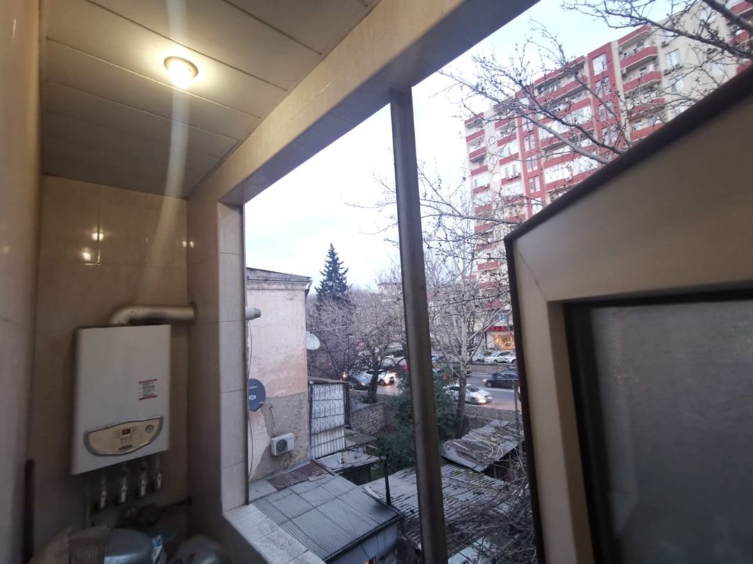 İcarəyə verilir 4 otaqlı köhnə tikili 120 m² — Mənzil, Bakı (11)