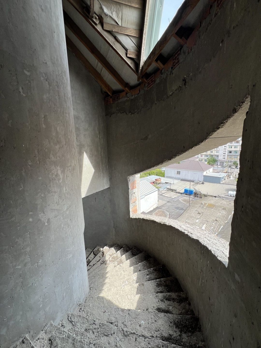 Satılır 12 otaqlı həyət evi/bağ evi 800 m² — Ev, villa, Bakı (3)