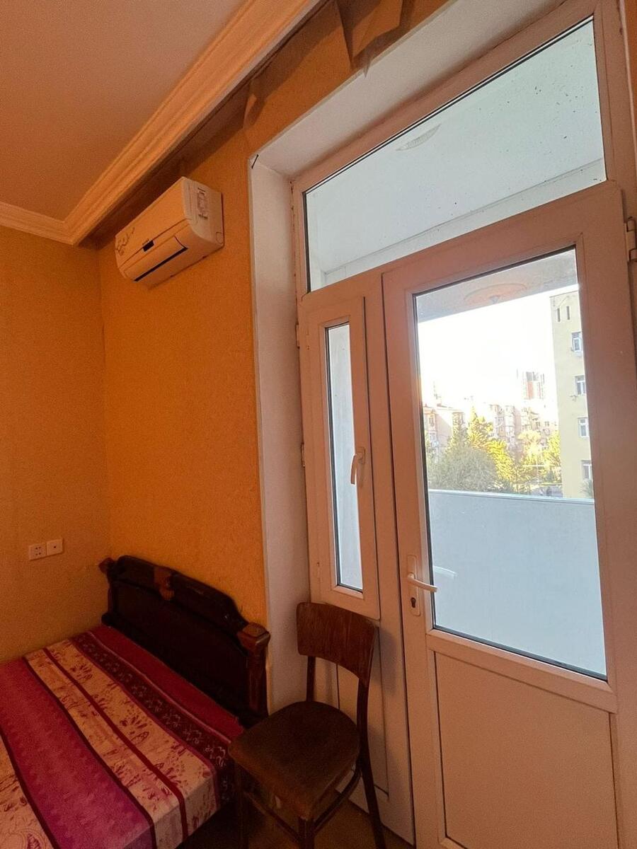 Satılır 1 otaqlı köhnə tikili 40 m² — Mənzil, Bakı (2)