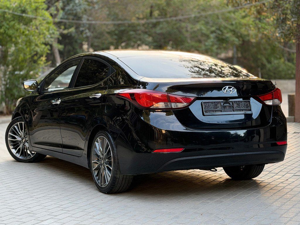 Hyundai Avante, 1.6 L, 2015 il, 235 316 km — Avtomobillər, Bakı (6)