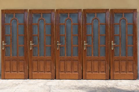 7 ədəd təmiz taxtadan qapı. 5 ədəd otaq qapısı 2 ədəd hamam qapısı — Bakı