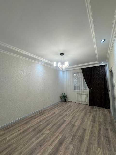 Satılır 2 otaqlı köhnə tikili 58 m² — Bakı