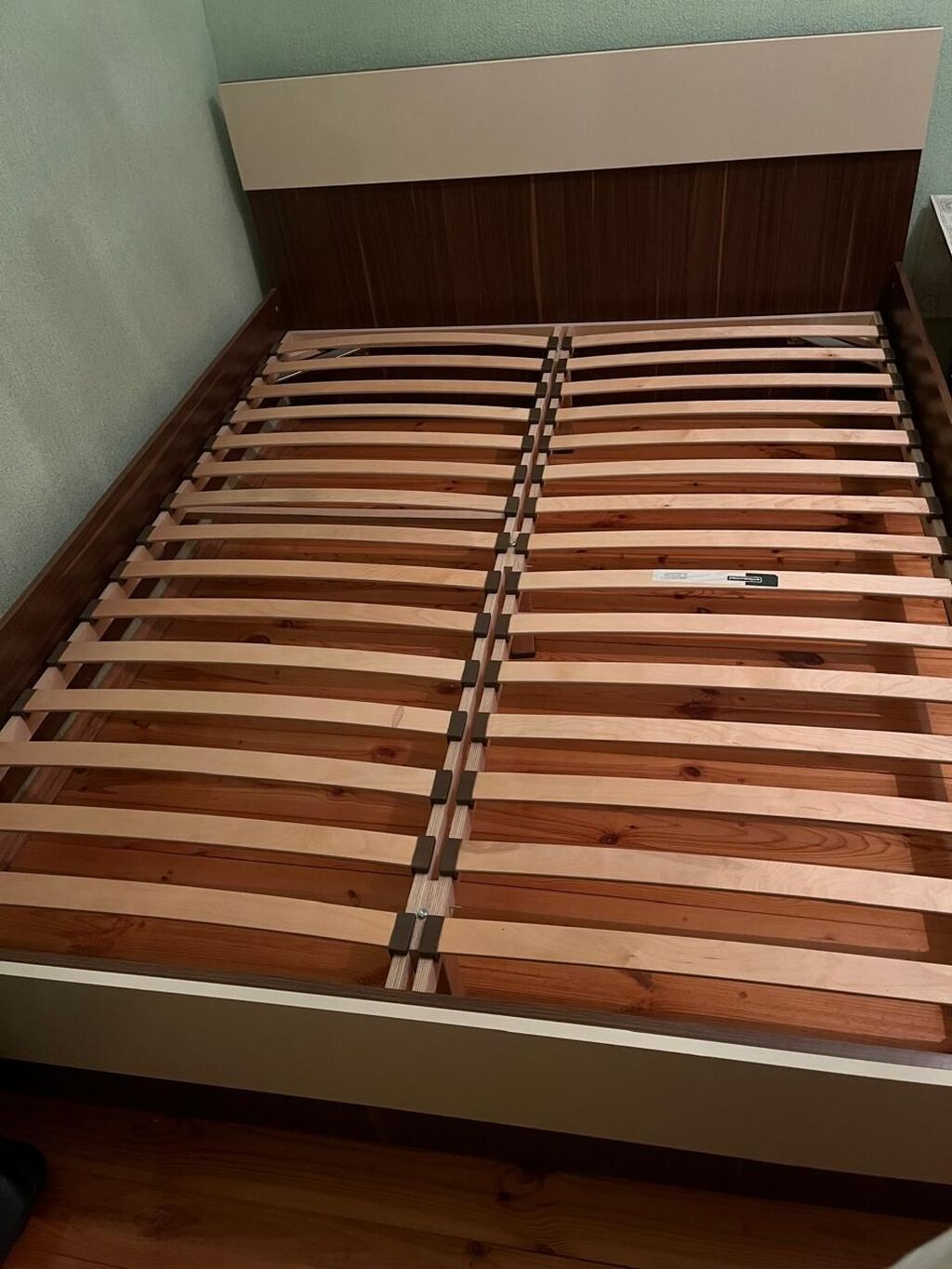 İki nəfərlik taxta çarpayı karkası - Ölçü: təxmini 160x200 sm — Yataqlar, Bakı (5)