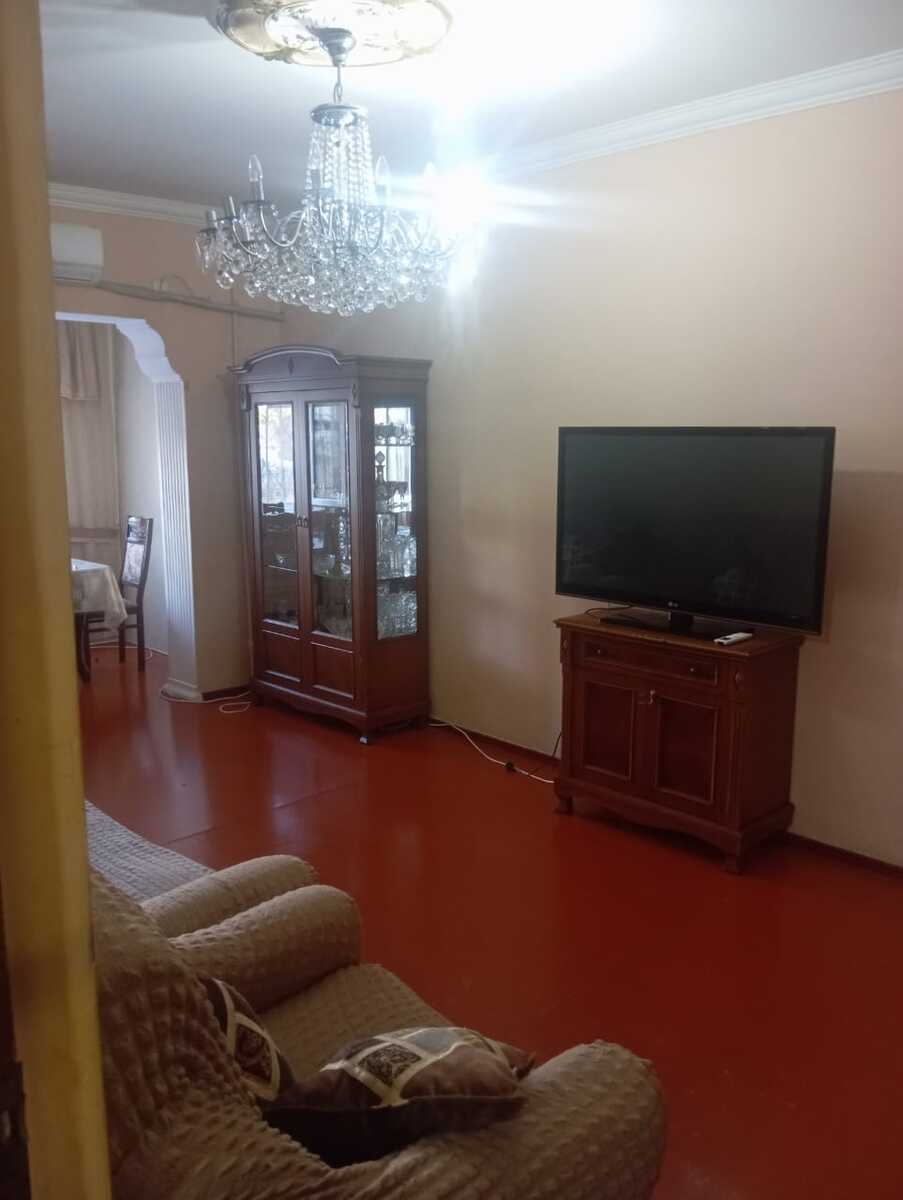 Satılır 4 otaqlı köhnə tikili 95 m² — Mənzil, Bakı (10)