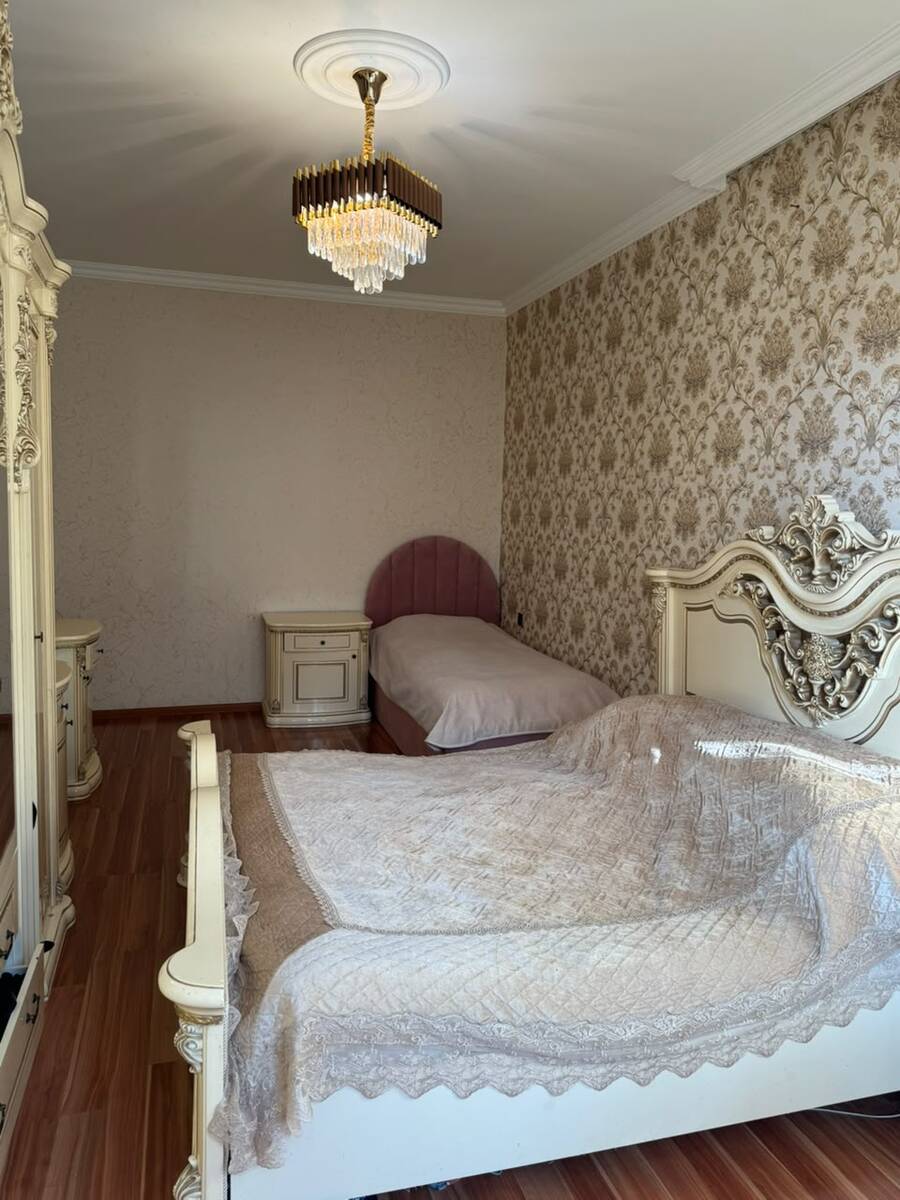 Satılır 4 otaqlı köhnə tikili 100 m² — Mənzil, Bakı (5)