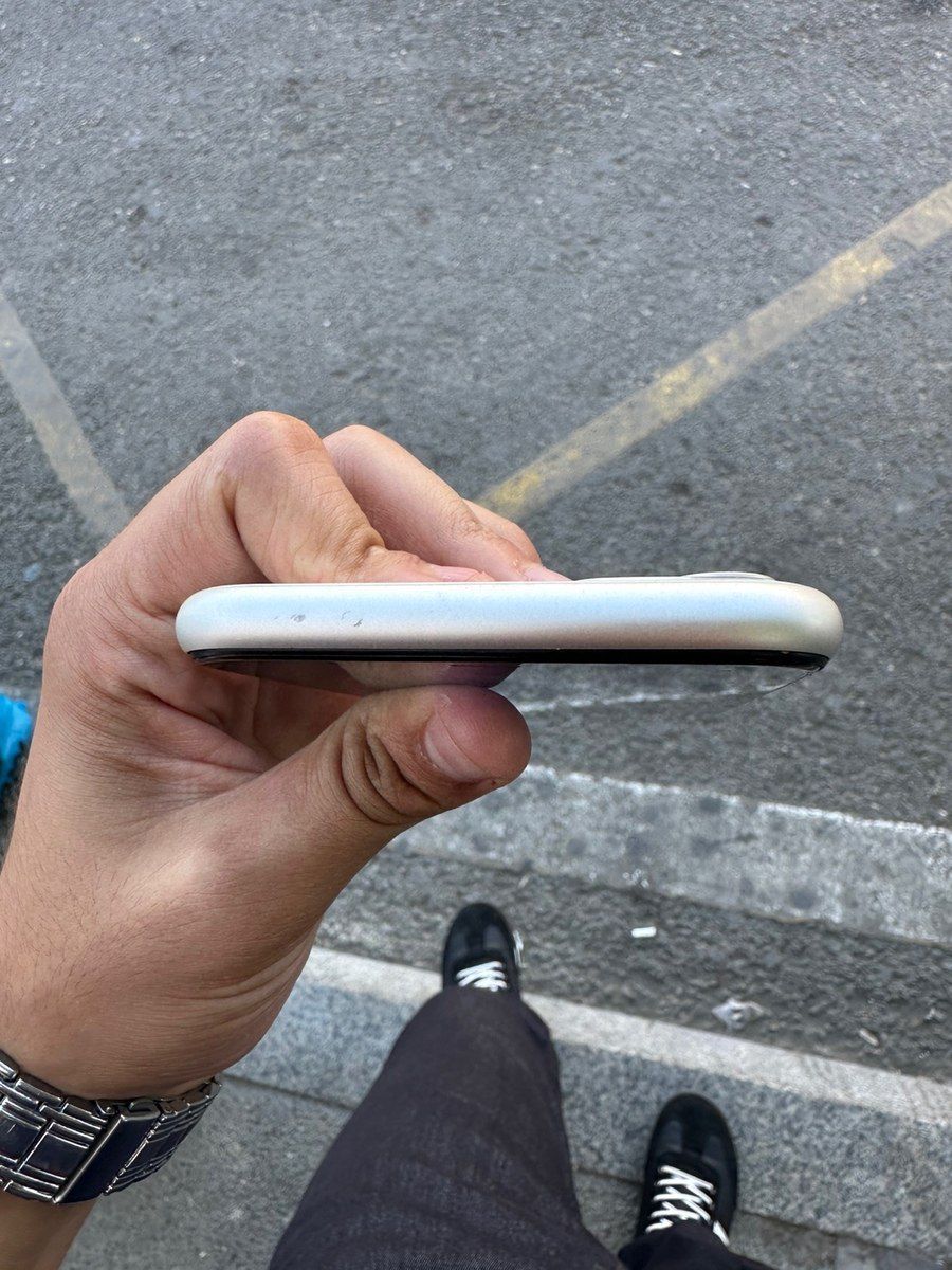 Apple iPhone 11 White 64GB/4GB — Smartfonlar, Bakı (6)