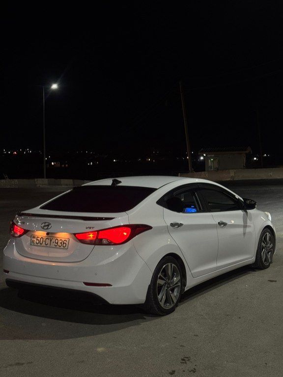Hyundai Avante, 1.6 L, 2015 il, 200 000 km 50-CY-936 — Avtomobillər, Bakı (3)