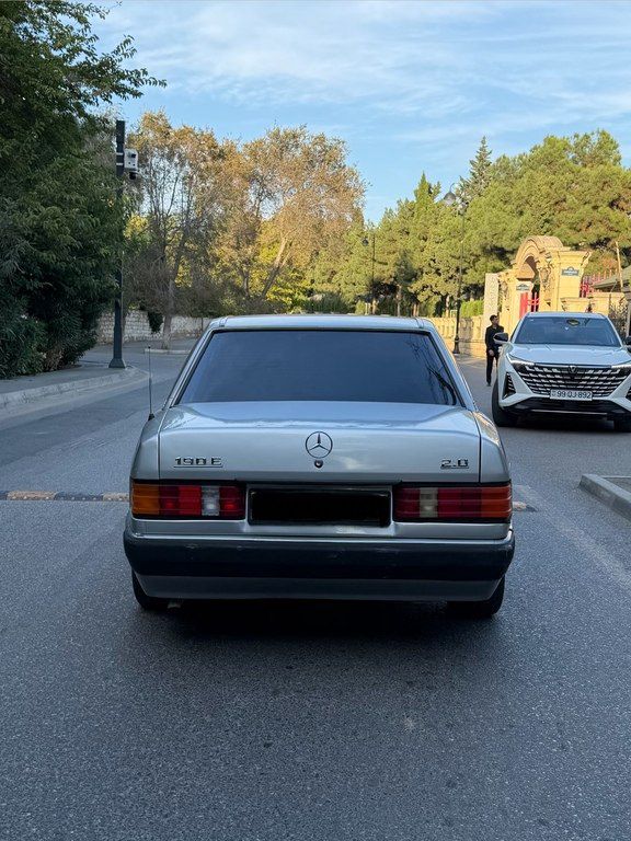Mercedes 190, 2.0 L, 1991 il, 355 000 km — Avtomobillər, Bakı (4)