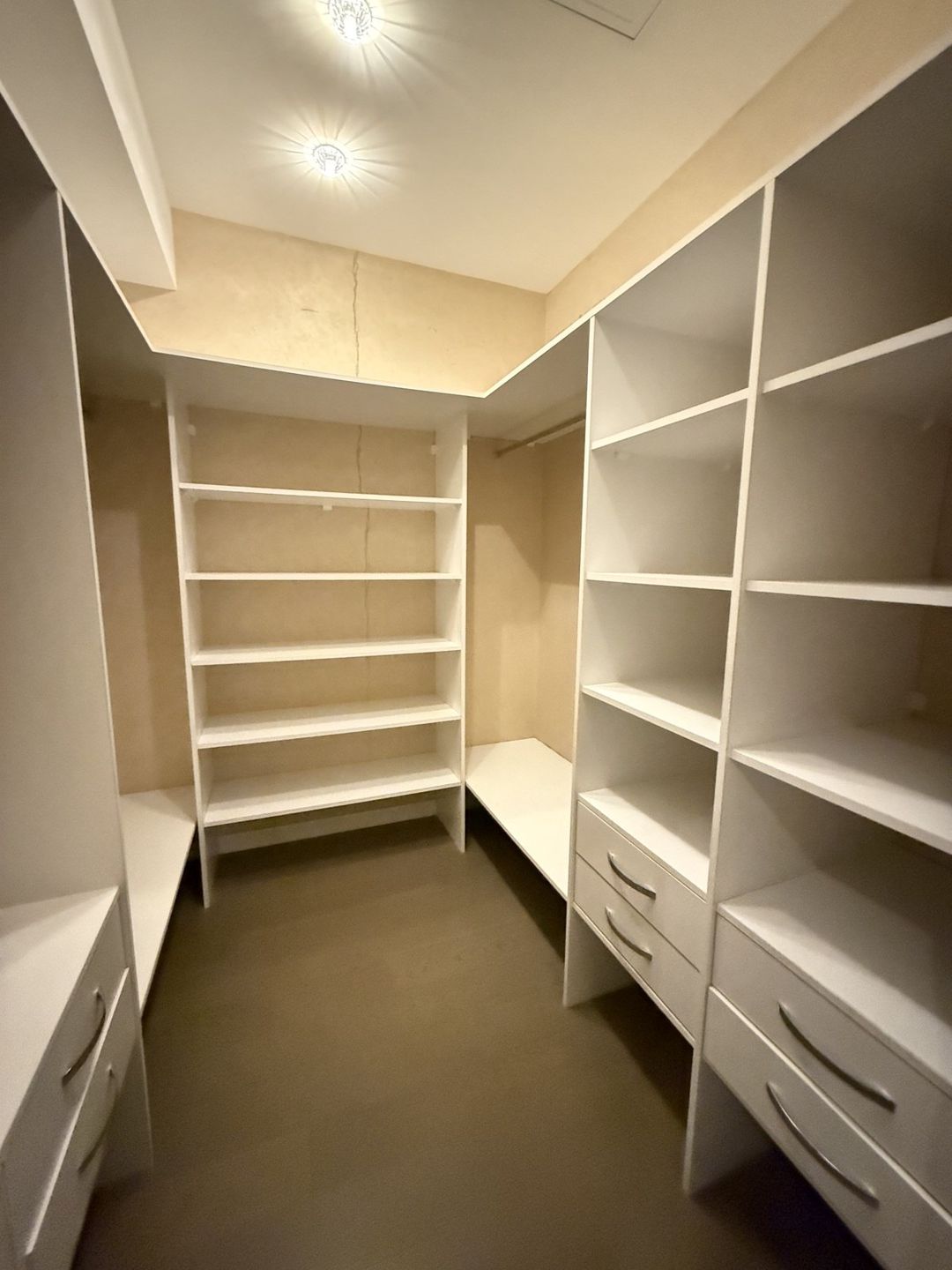 Satılır 4 otaqlı yeni tikili 233 m² — Mənzil, Bakı (9)