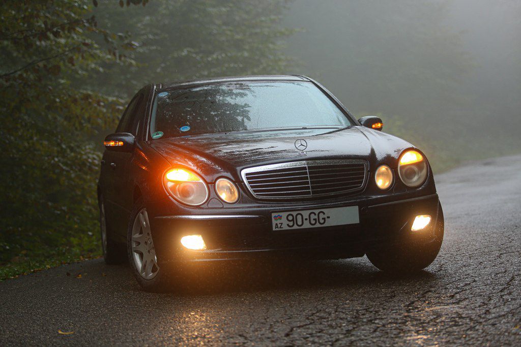 Mercedes E 240, 2.6 L, 2004 il, 179 400 km — Avtomobillər, Quba (2)