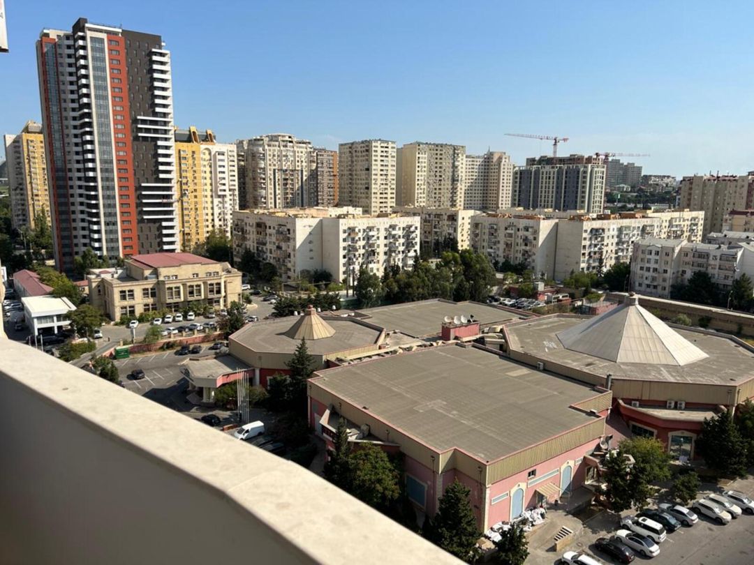Satılır 4 otaqlı yeni tikili 226 m² — Mənzil, Bakı (11)