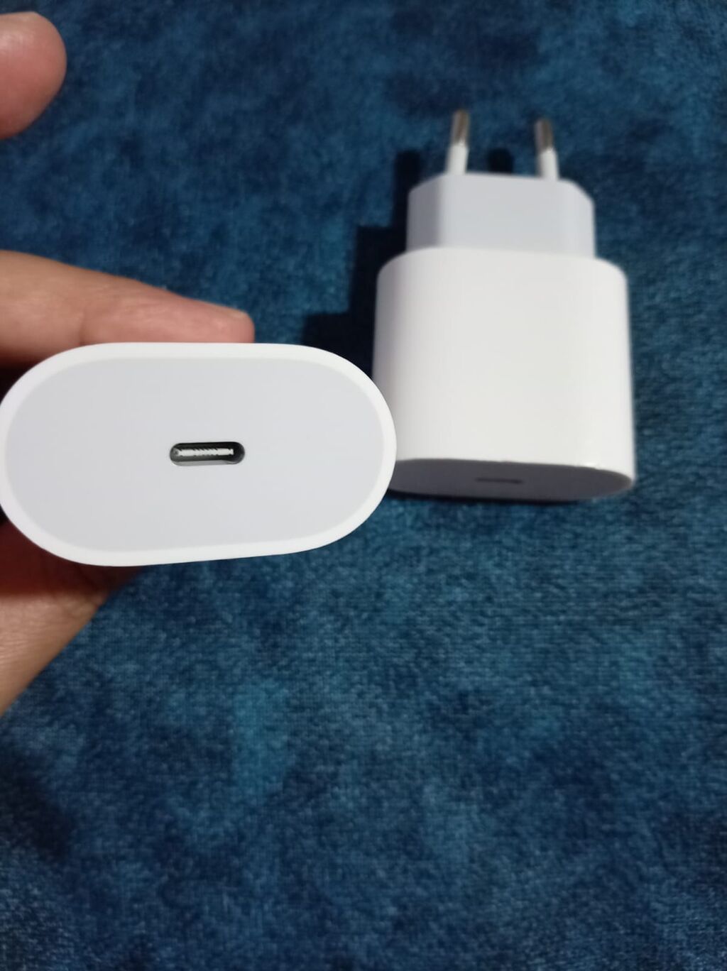 Apple iPhone adapter satilir bir ədədi 30 m az işlənin təzə kimidi — Şarj cihazları, Bakı (2)