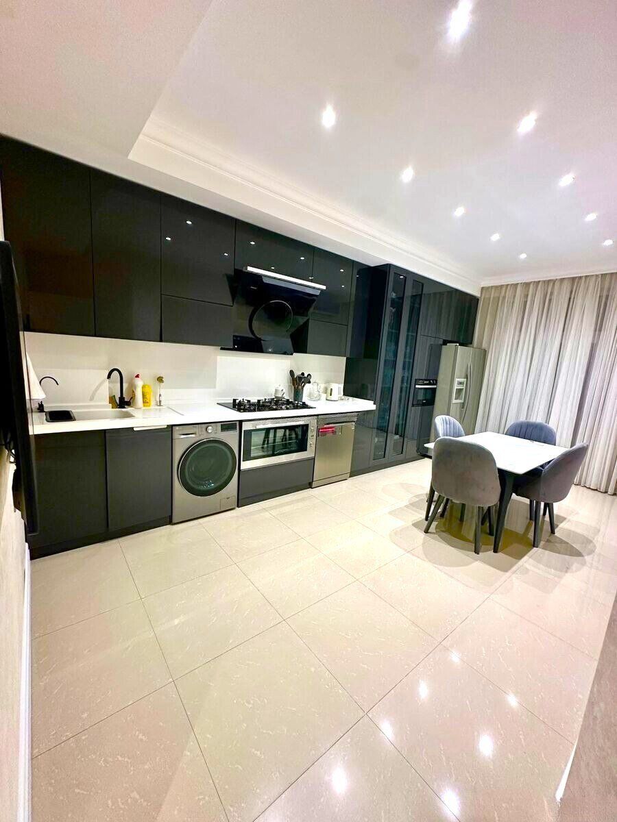 Satılır 3 otaqlı yeni tikili 140 m² — Mənzil, Bakı (6)
