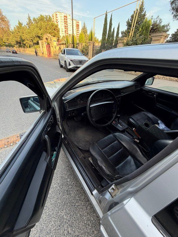 Mercedes 190, 2.0 L, 1991 il, 355 000 km — Avtomobillər, Bakı (7)