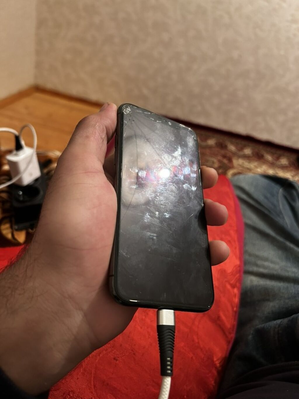 IPhone 11 Pro, Gümüşü, Face ID — Apple iPhone, Xırdalan
