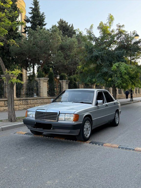 Mercedes 190, 2.0 L, 1991 il, 355 000 km — Avtomobillər, Bakı (3)